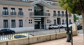 El Síndic investiga les actuacions de la Conselleria d’Igualtat en el centre de menors de Villena després del brot de Covid-19
