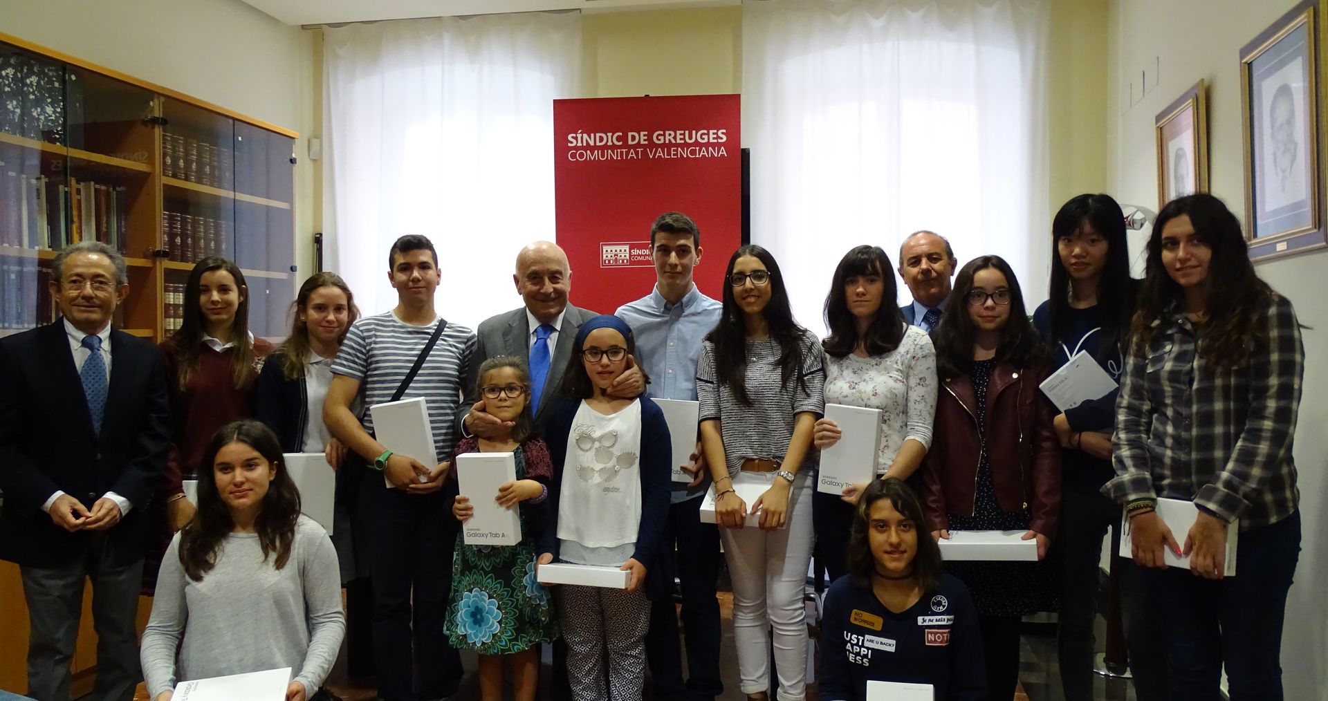 Entrega de premios de los concursos escolares Síndic de Greuges 2016