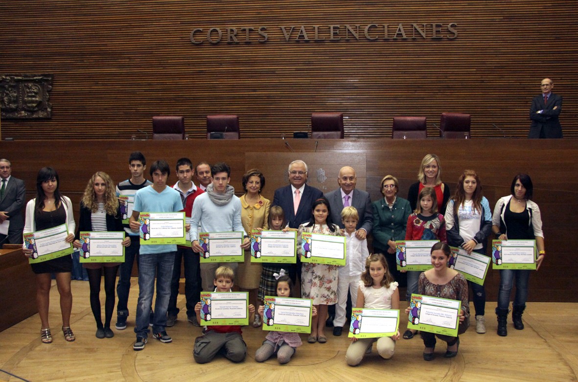 El Síndic entrega los premios del Concurso de Dibujo Síndic de Greuges 2012