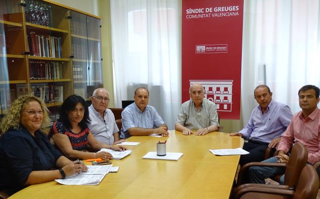 Reunió amb representants de la Plataforma d’Afectats per la nova llei del taxi a la Comunitat Valenciana