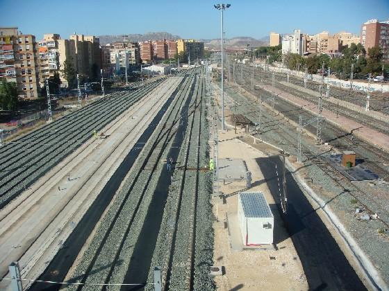 Actuació del Síndic per a solucionar les molèsties acústiques que continuen suportant els veïns de l’estació de Renfe d’Alacant