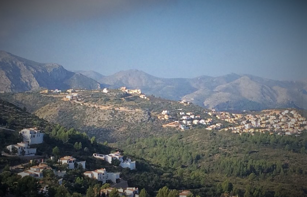 El Síndic insta Pego, Dénia i el Ràfol d’Almúnia a assumir la urbanització de Monte Pego