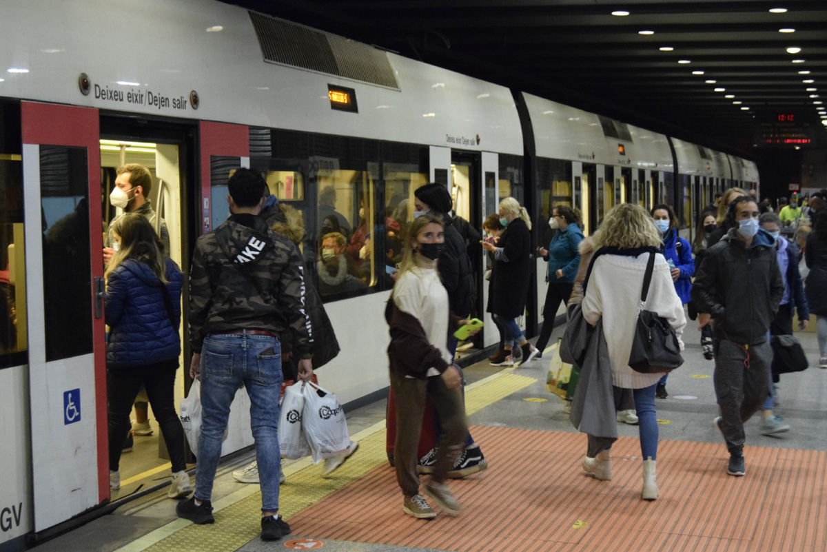 Recomendaciones del Síndic para verificar la calidad del servicio de la línea 7 de Metrovalencia y actuar en consecuencia